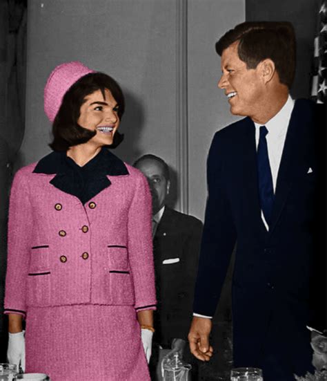 why didn't jacqueline kennedy wear pink